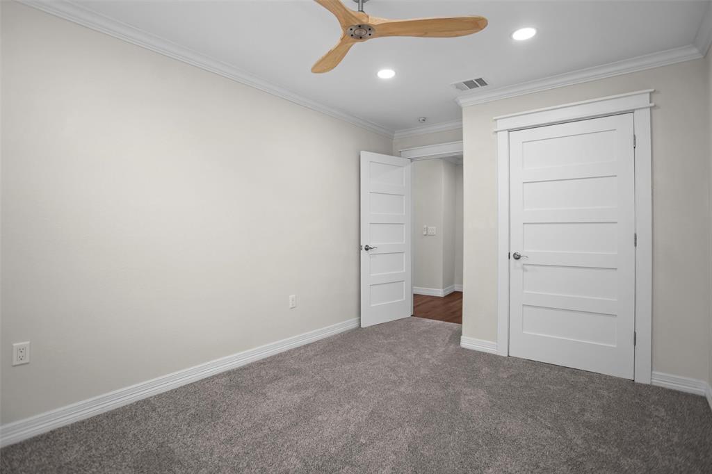 809 E Bowie Avenue, Crockett, Texas image 20