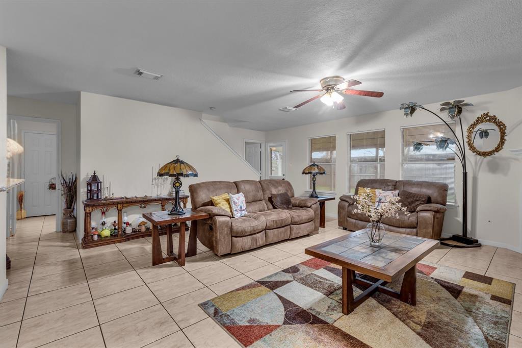 1130 Fairlane Square, Channelview, Texas image 4