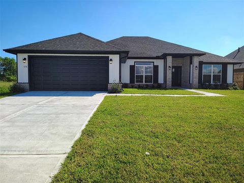 A home in Angleton