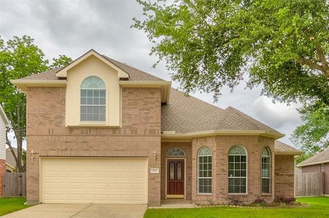 Single Family Residence in League City TX 4412 Blooming Garden Court.jpg