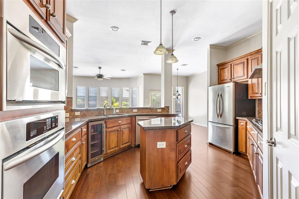 6018 Piney Birch Court, Kingwood, Texas image 21