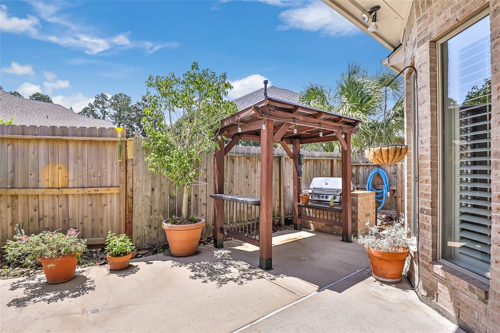 6018 Piney Birch Court, Kingwood, Texas image 32