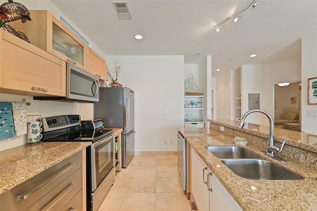 9420 Seawall Boulevard #804, Galveston, Texas image 17