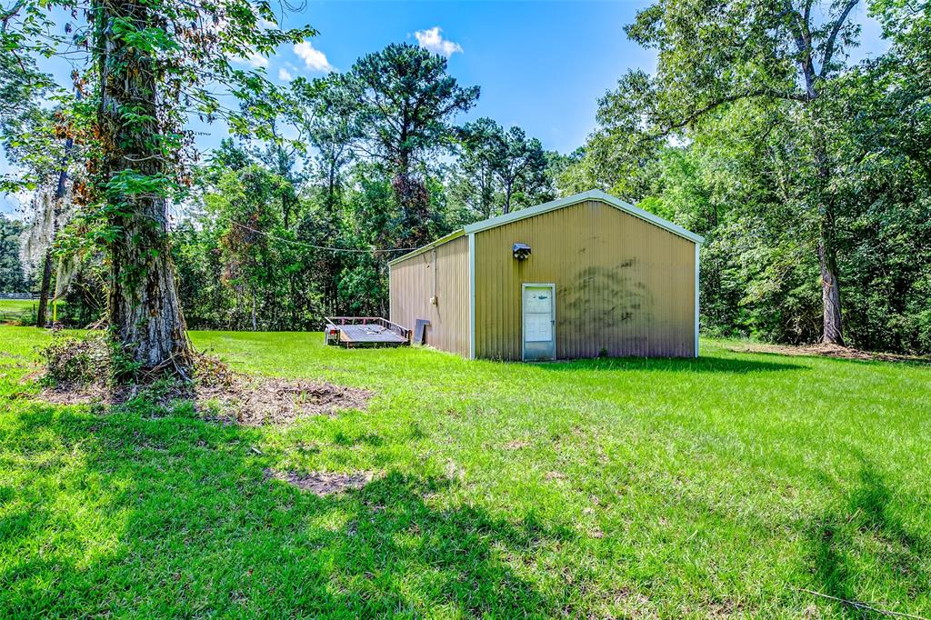 637 County Road 6502, Dayton, Texas image 20