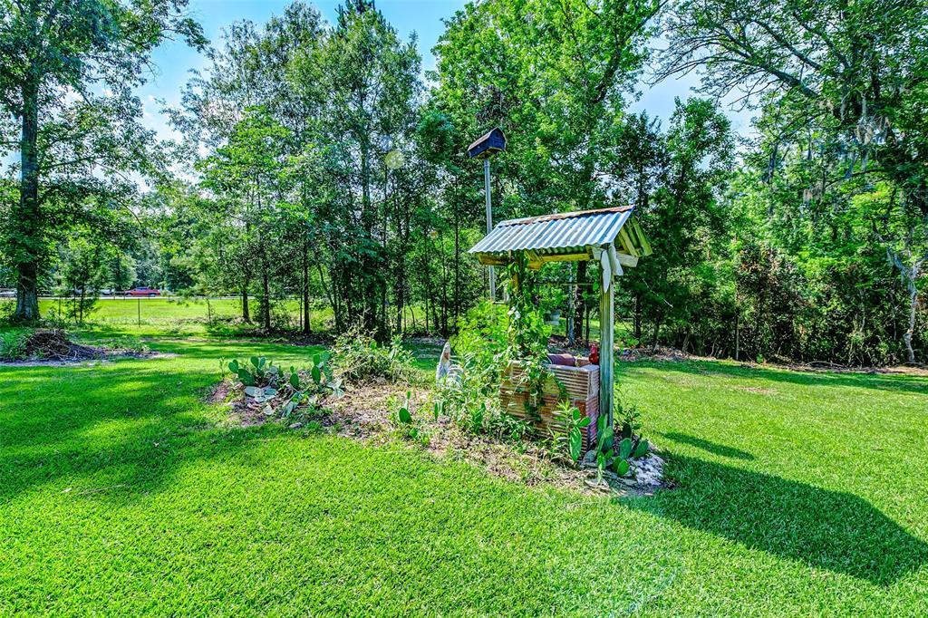 637 County Road 6502, Dayton, Texas image 22