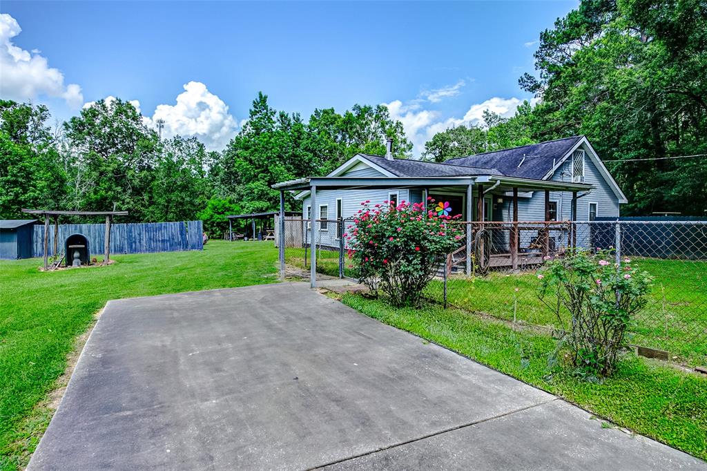 637 County Road 6502 E
