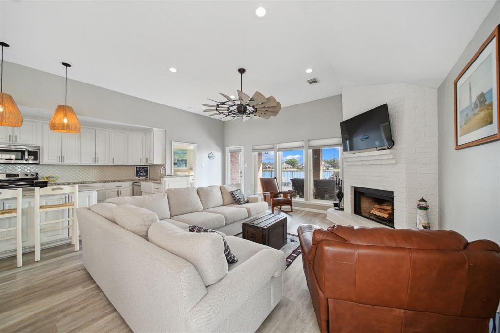 12858 Pelican Island Drive, Willis, Texas image 11