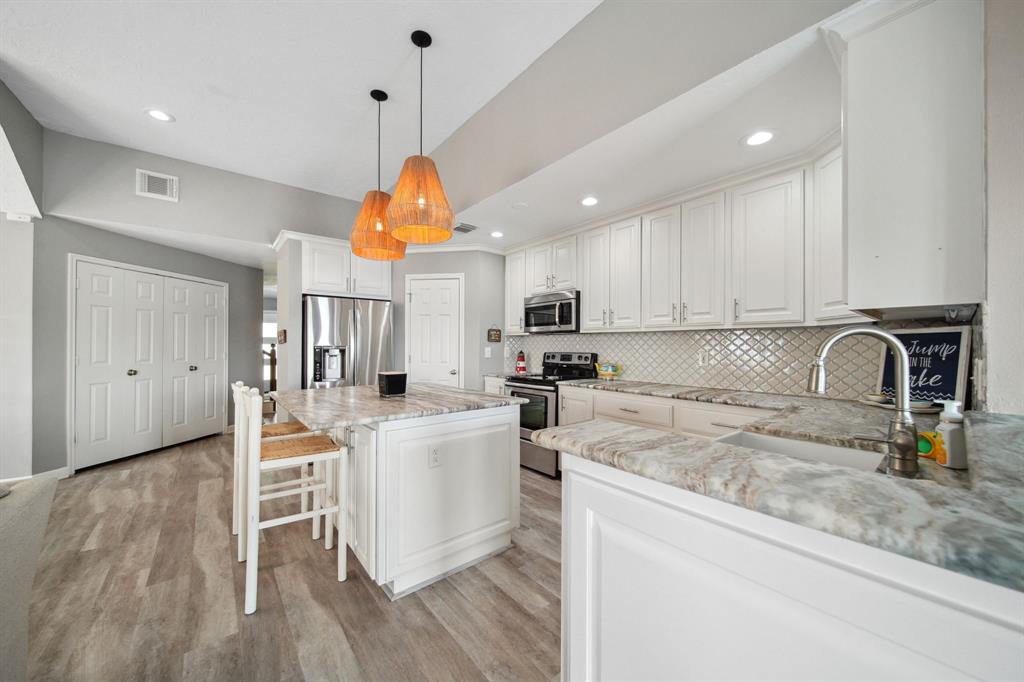 12858 Pelican Island Drive, Willis, Texas image 15