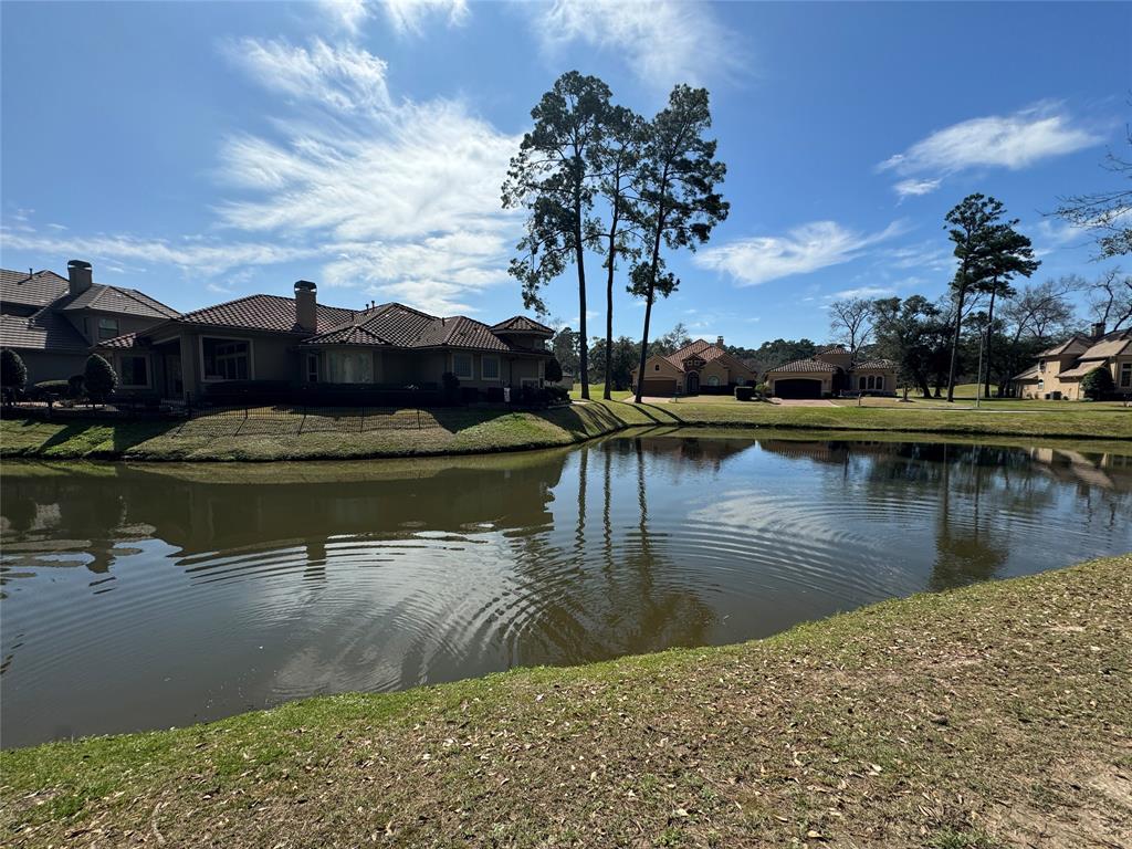 2815 Twin Fountains Drive