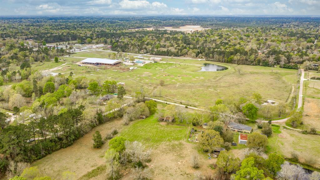 17601 Brown Rd Road, Conroe, Texas image 5