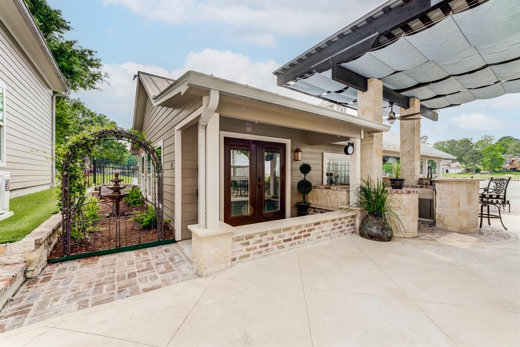 321 Marina Drive, Coldspring, Texas image 6