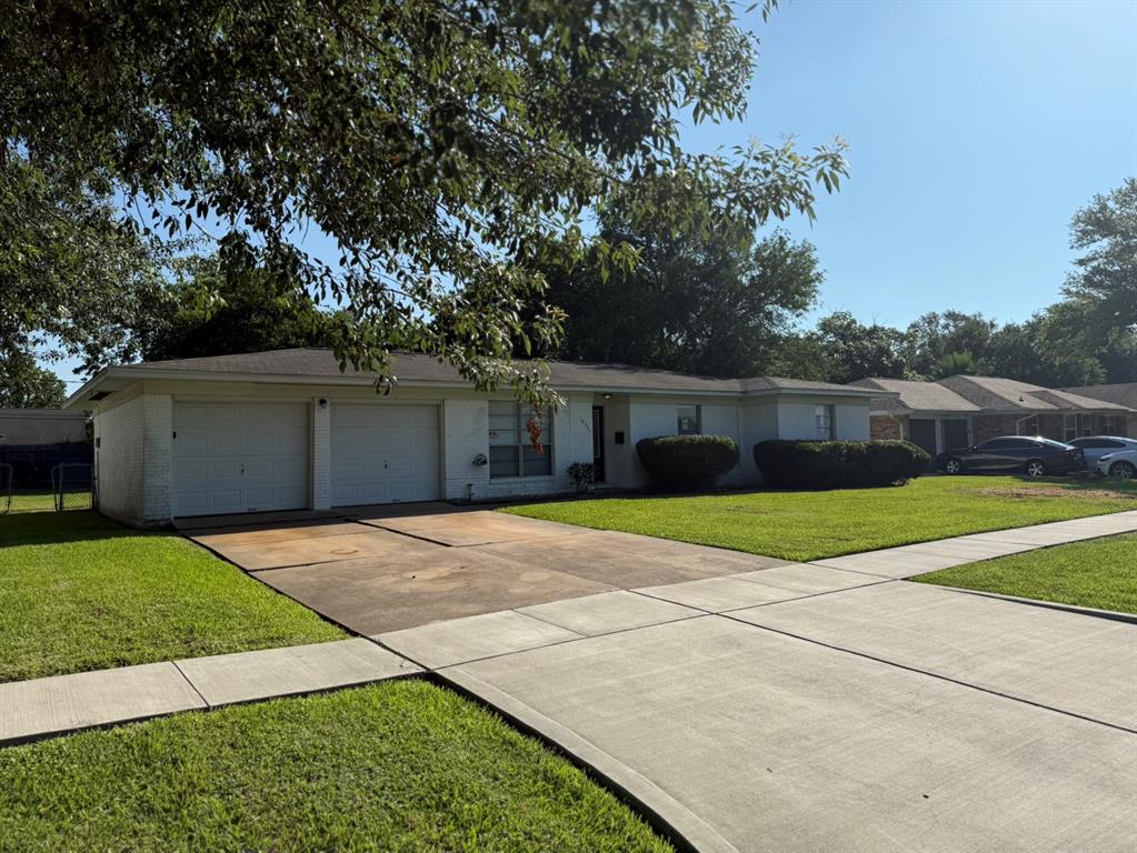 10331 Collingswood Road, La Porte, Texas image 1