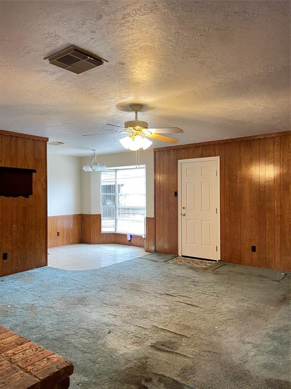 1501 N Park Side Drive, Deer Park, Texas image 5