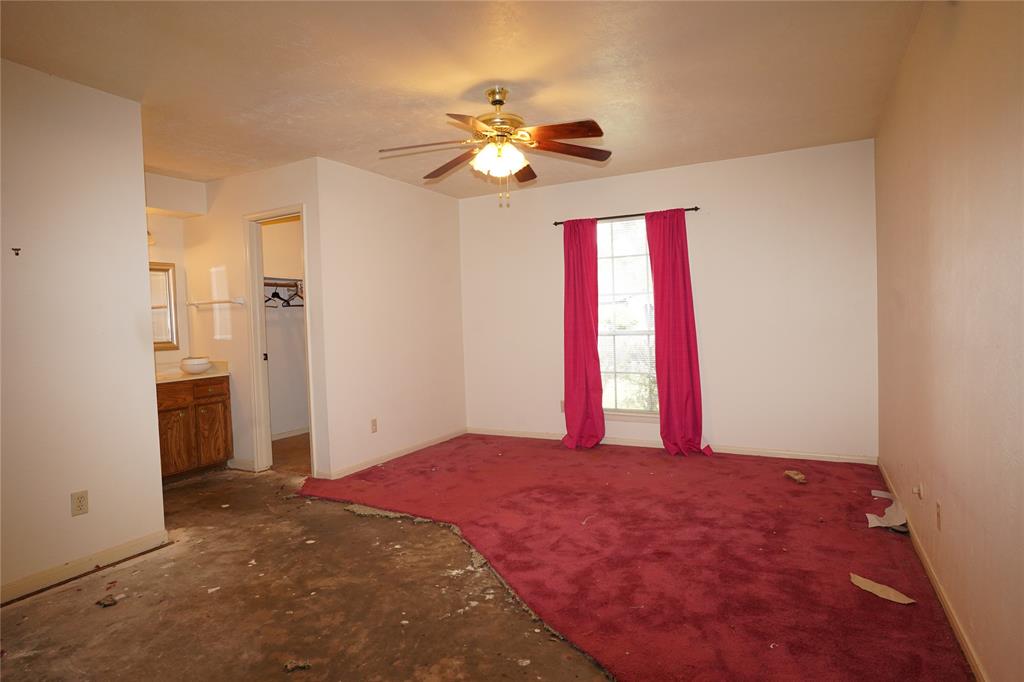 1501 N Park Side Drive, Deer Park, Texas image 8