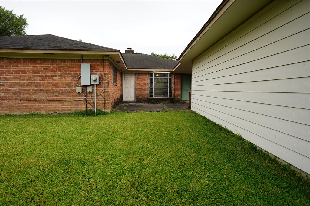 1501 N Park Side Drive, Deer Park, Texas image 18