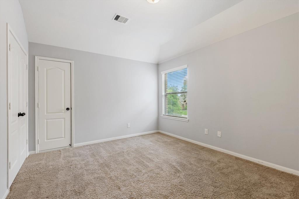 9431 Copper Cove Lane, Rosharon, Texas image 32