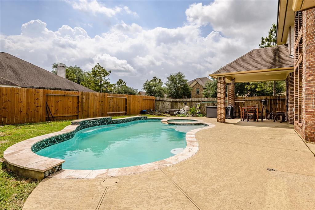 9431 Copper Cove Lane, Rosharon, Texas image 37
