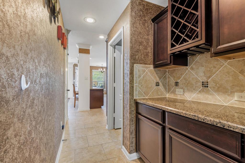9431 Copper Cove Lane, Rosharon, Texas image 19