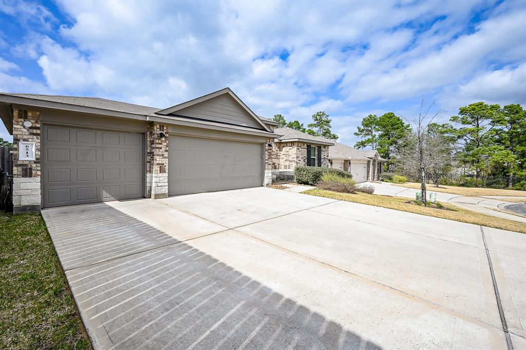 6513 Wild Cilliment Court, Conroe, Texas image 4