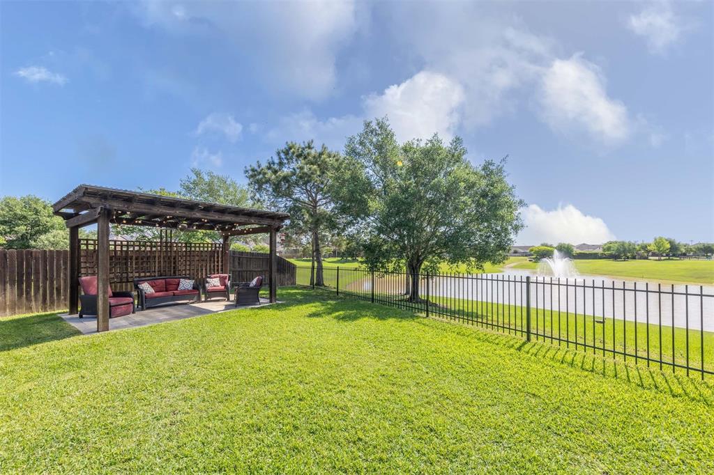 8206 Briscoe Meadow Lane, Richmond, Texas image 34