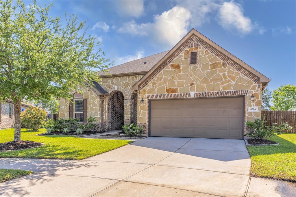 8206 Briscoe Meadow Lane, Richmond, Texas image 40