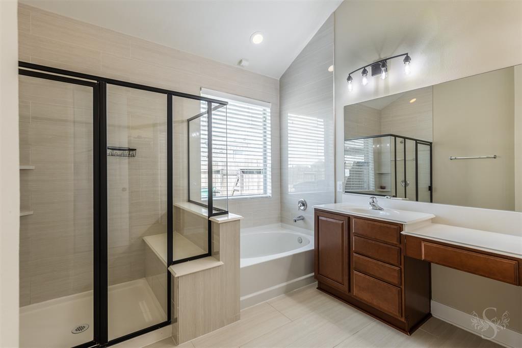 8206 Briscoe Meadow Lane, Richmond, Texas image 22