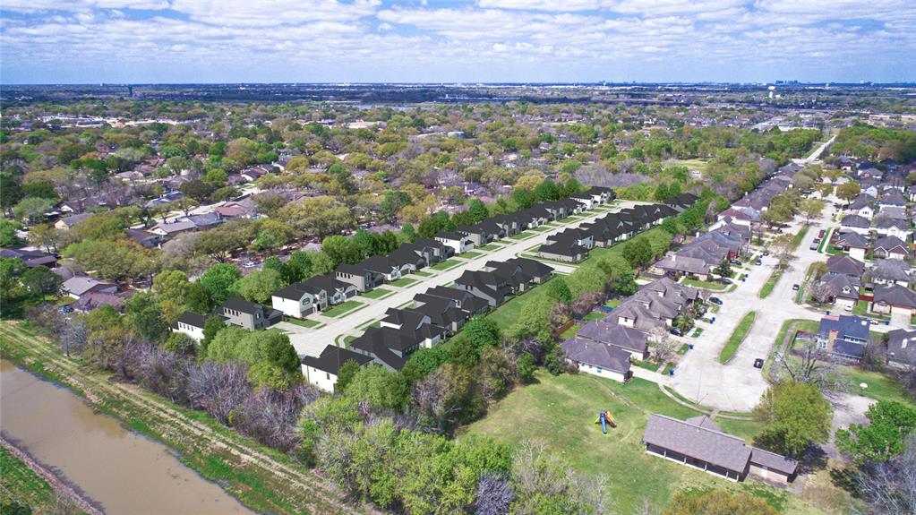 2506 Beverlywood Dr Drive, Missouri City, Texas image 5
