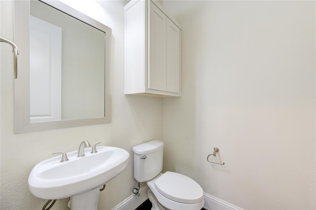 954 Old Oyster Trail, Sugar Land, Texas image 29