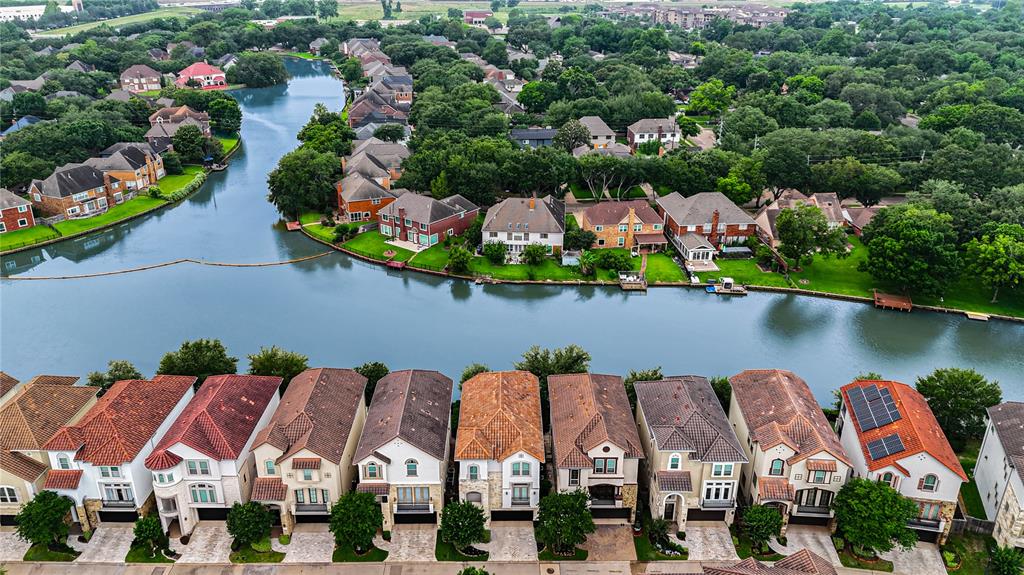 954 Old Oyster Trail, Sugar Land, Texas image 50