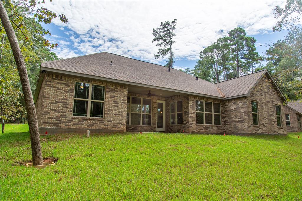 2104 Groveshire Drive, Huntsville, Texas image 47