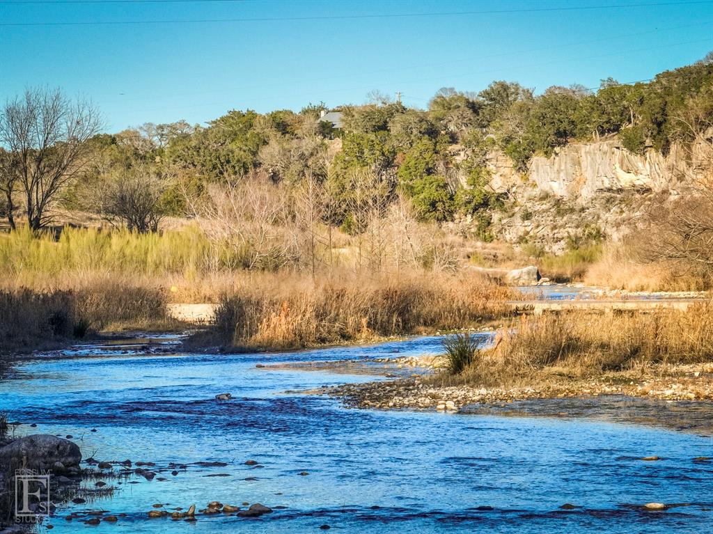 2 English Crossing, Bandera, Texas image 14