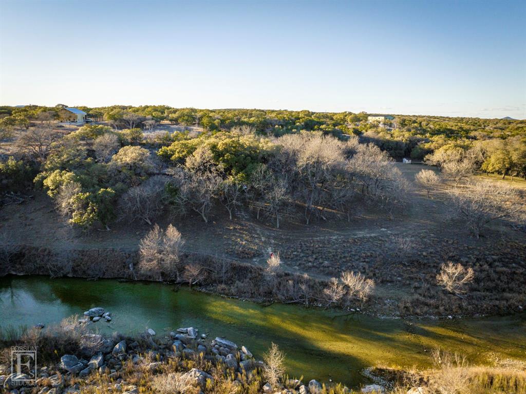 2 English Crossing, Bandera, Texas image 18