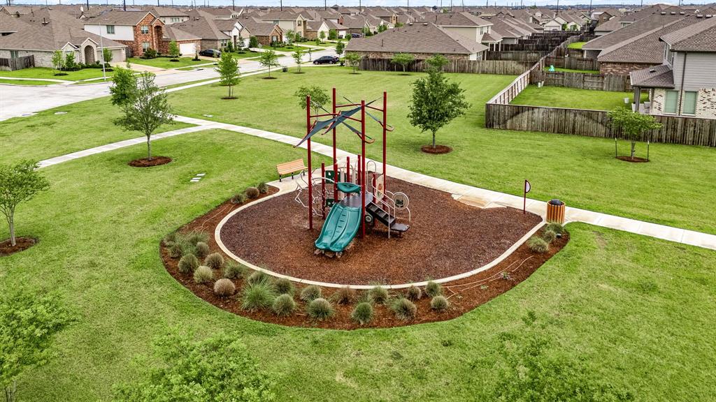 2510 Olivine Stone Drive, Richmond, Texas image 30