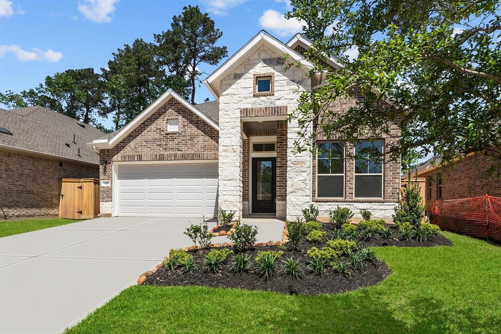 410 Embden Rim Drive, Willis, Texas image 3