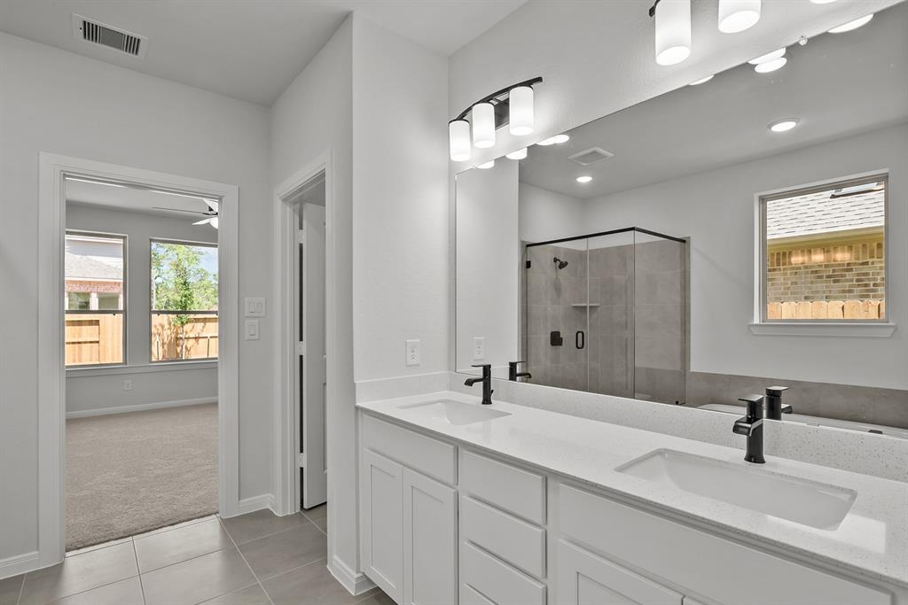 410 Embden Rim Drive, Willis, Texas image 36