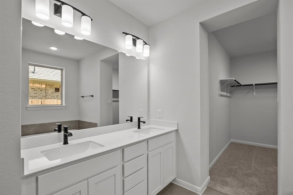 410 Embden Rim Drive, Willis, Texas image 34