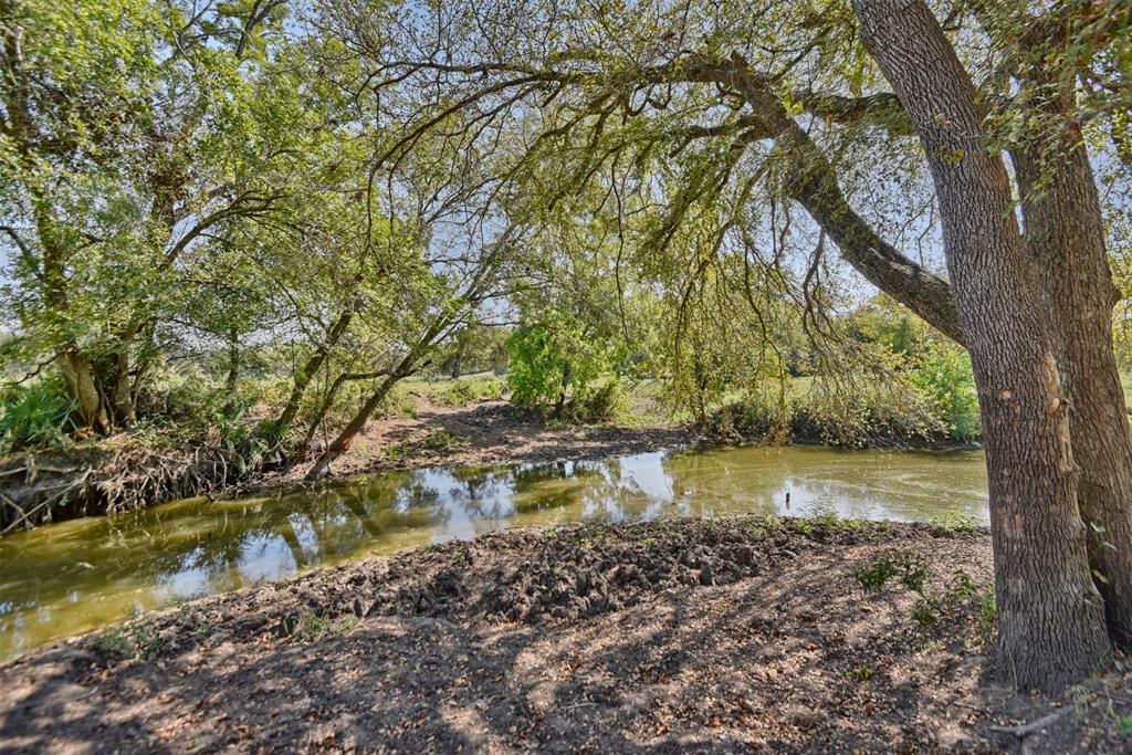 2161 Blue Hole Road, Bleiblerville, Texas image 46