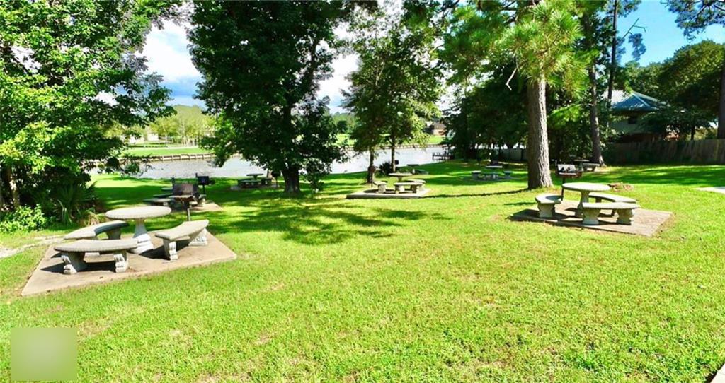 15 Oakwood Drive, Huntsville, Texas image 10