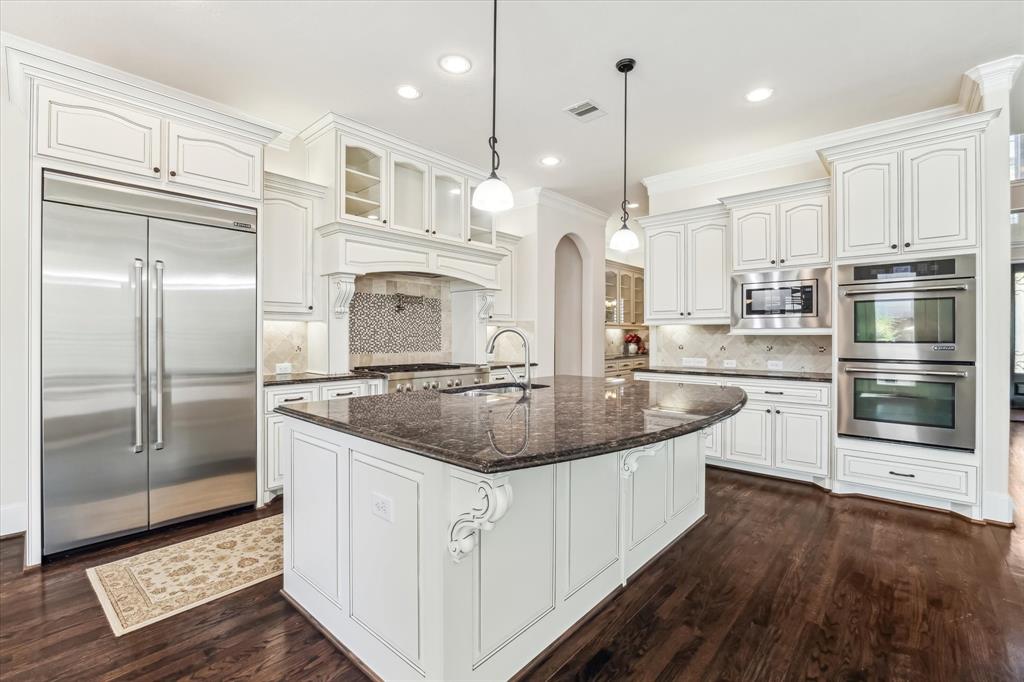12315 Beauregard Drive, Houston, Texas image 9