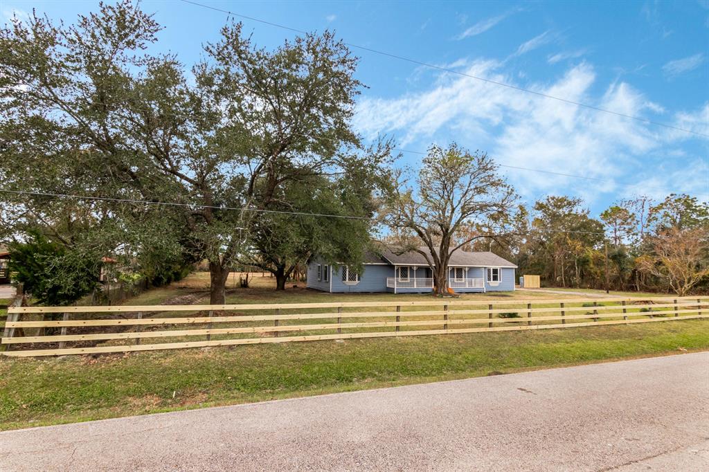 4004 Gatewood Road, Crosby, Texas image 33