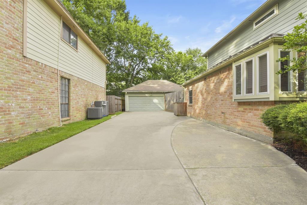 17114 Carriage Dale Court