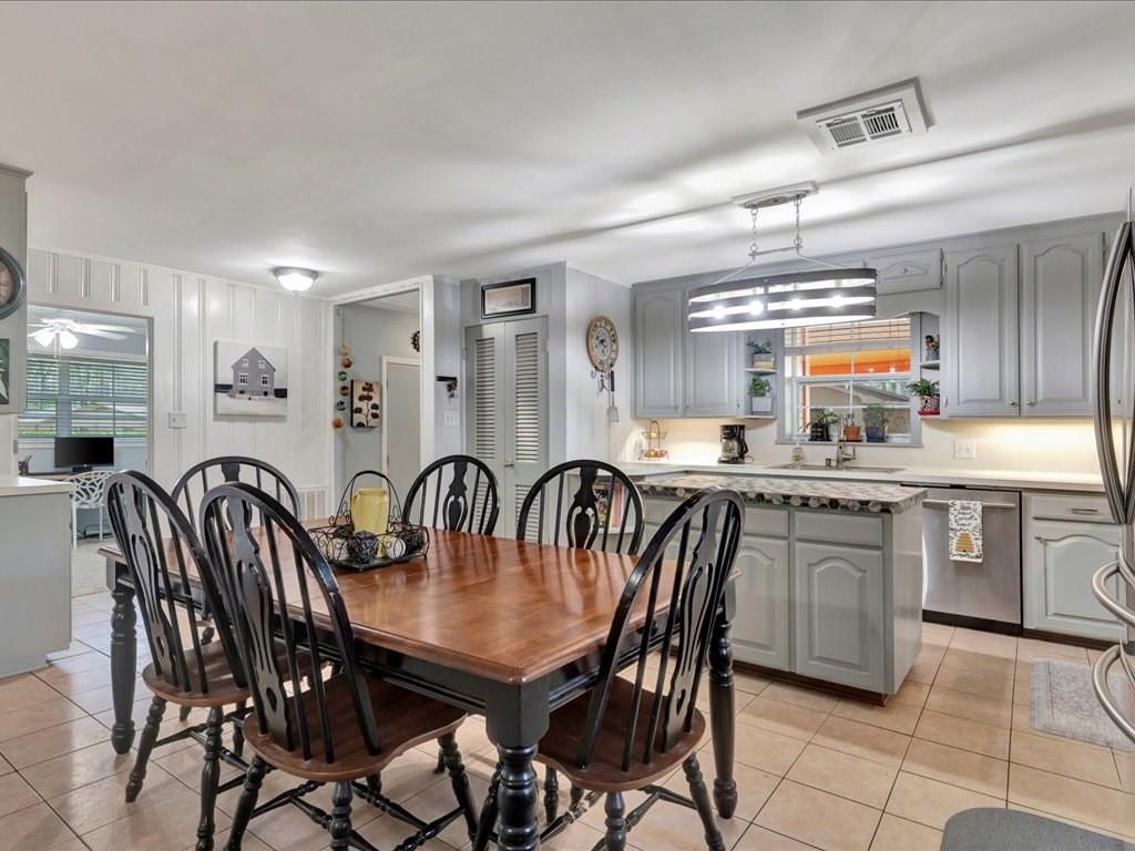 1408 North Broadmoor Drive, Lufkin, Texas image 5