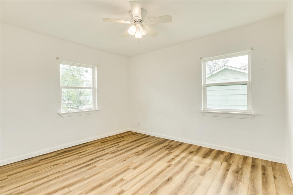 1502 W 9th Street, Freeport, Texas image 17