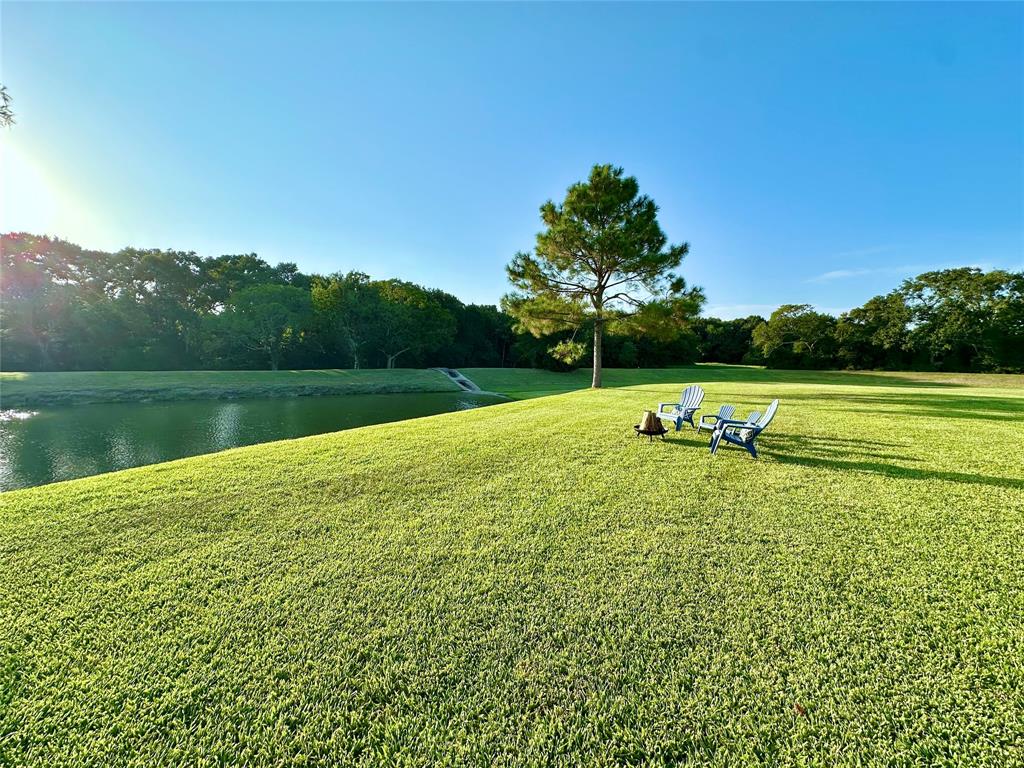 2904 Bridle Path Lane