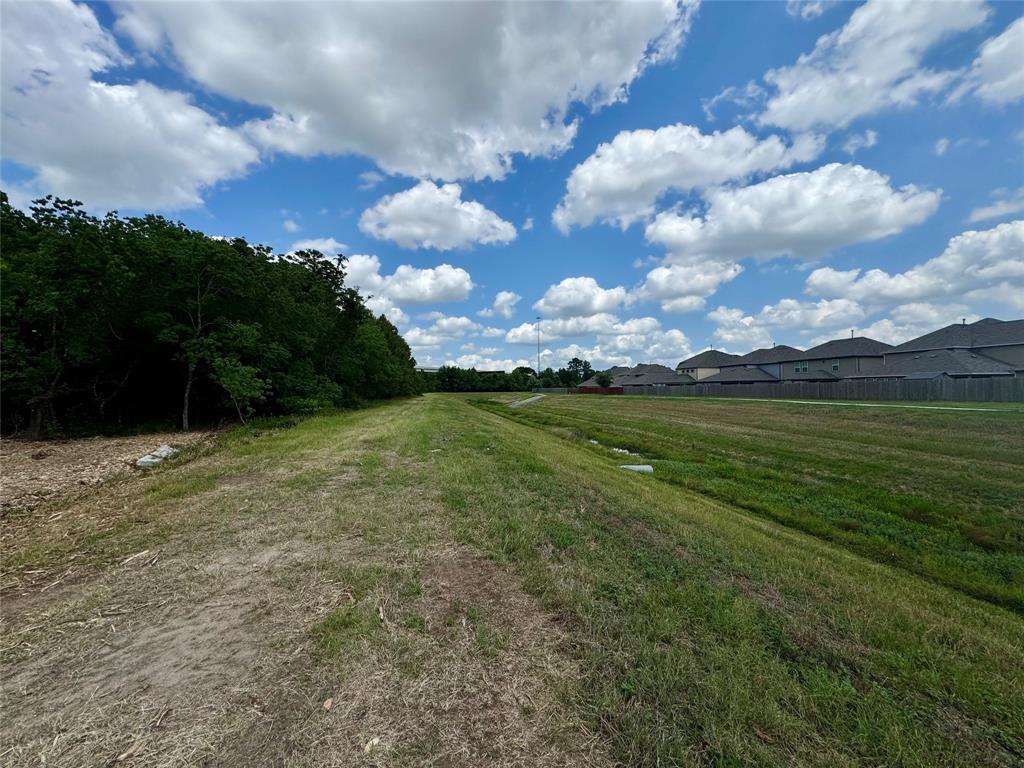 W Hardy 31b Road, Houston, Texas image 7