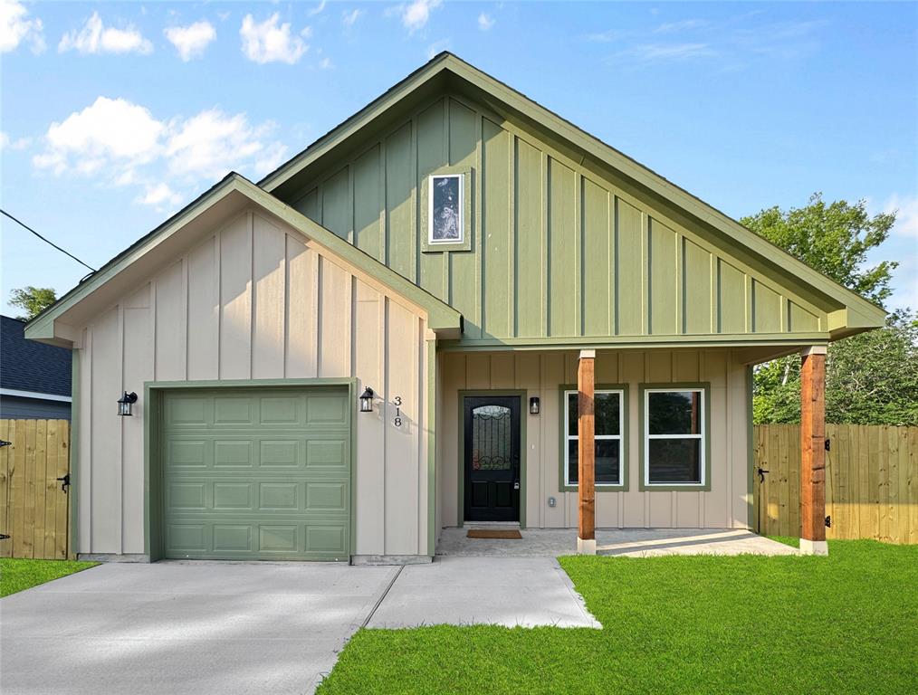 318 E Republic Avenue, Baytown, Texas image 4