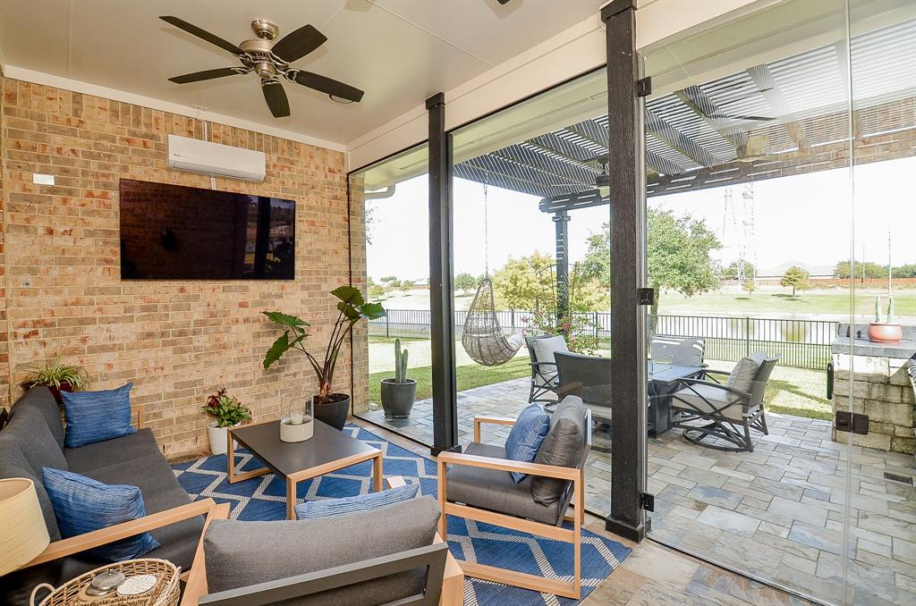 9311 Sam Rayburn Court, Cypress, Texas image 33