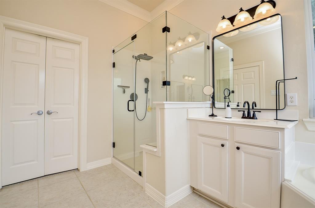 9311 Sam Rayburn Court, Cypress, Texas image 27