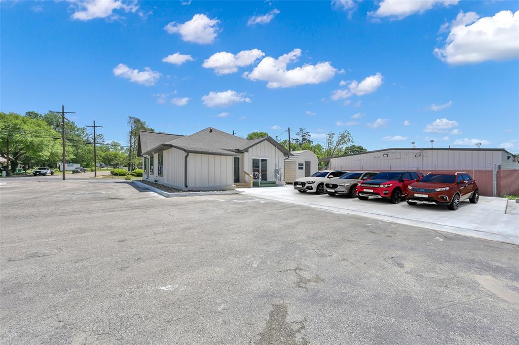 917 Houston Street, Conroe, Texas image 22