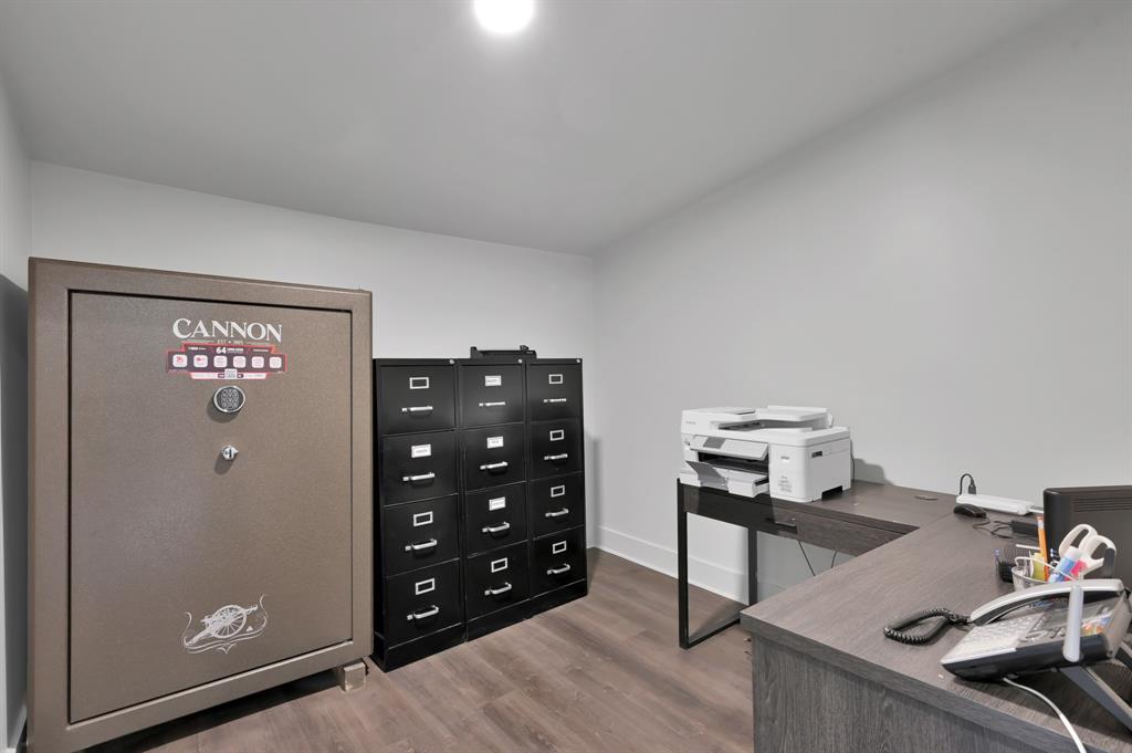917 Houston Street, Conroe, Texas image 16
